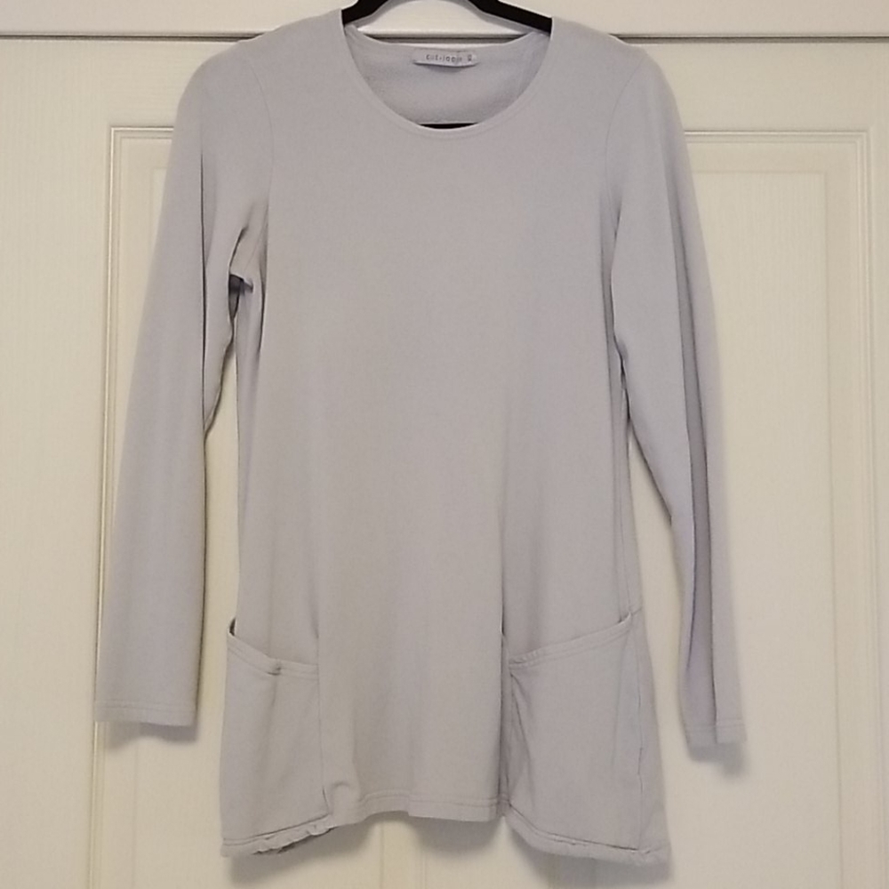 Blue tunic with pockets